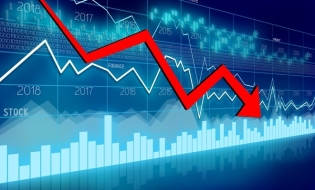 În primele zece luni, investiţiile străine directe au scăzut cu 2,9 miliarde euro, iar datoria externă s-a majorat cu 9,2 miliarde euro