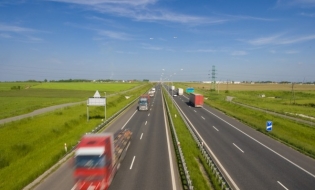 Ministrul Transporturilor: La sfârșitul anului viitor se va circula de la Pașcani până la București pe autostradă