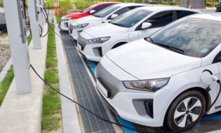 Bloomberg: UE modifică tarifele vamale suplimentare pentru vehiculele electrice chineze