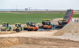 Sorin Grindeanu a anunțat că lucrările la tronsonul 4 al autostrăzii Sibiu - Pitești au ajuns la 45%