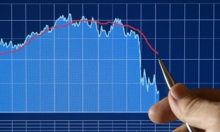 CFA România: Indicatorul de Încredere Macroeconomică, în scădere ușoară, în iulie; rata inflației, estimată la 4,43%, în următoarele 12 luni