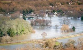 UNSICAR: România, pe locul trei în Europa la deficitul de protecție prin asigurări pentru catastrofe naturale