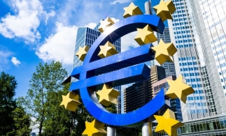 Markit: Activitatea economică în zona euro a înregistrat un avans solid luna aceasta