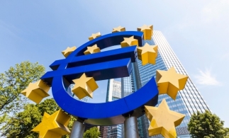 S&P Global: Economia zonei euro arată semne de redresare