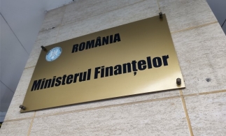 MF: Începând de luni, românii pot investi în titlurile de stat Tezaur, cu dobânzi neimpozabile de până la 7,10% pe an