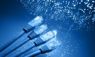 În 2021, 70% dintre gospodăriile din UE au beneficiat de internet de mare viteză