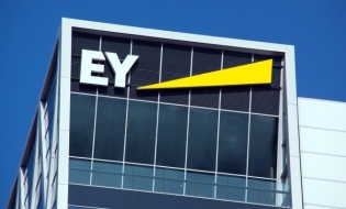 Barometru EY: Mare parte dintre angajații globali se simt excluși la locul de muncă