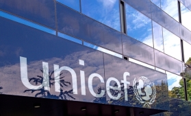 UNICEF: Conflictele, criza climatică, dezinformarea online – noile amenințări la adresa copiilor