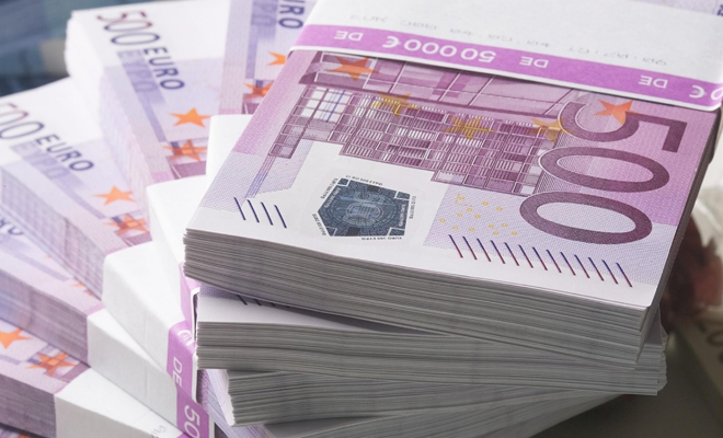 Fondul European de Investiţii acordă peste 170 de milioane de euro pentru IMM-urile şi studenţii din România