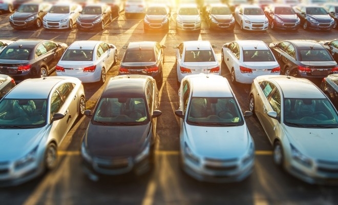 Vânzările de automobile în UE ar putea fi mai mici în 2021 decât în anul de criză 2020