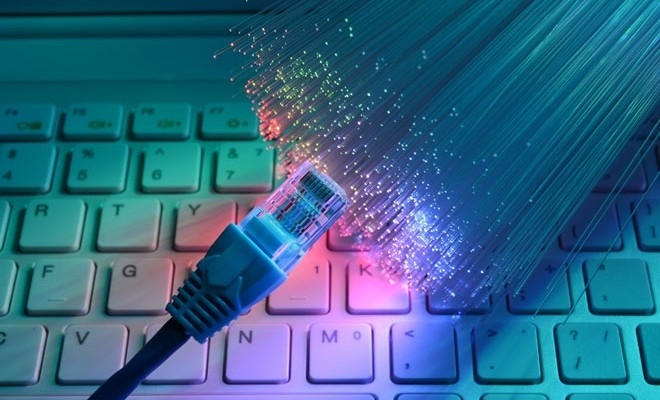 INS: În 2024, 88,6% din totalul gospodăriilor din România au acces la rețeaua de internet de acasă