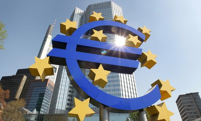 Încrederea în economia zonei euro a depăşit estimările în noiembrie