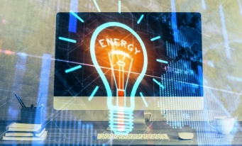 Deloitte: Utilizarea inteligenței artificiale generative va dubla consumul de energie electrică al centrelor de date la nivel global până în 2030